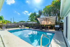 Stunning 5 BR Home with Heated Pool and Game room